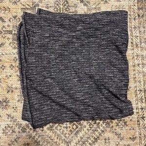 Lululemon vinyasa scarf rulu coco pique black white, gray